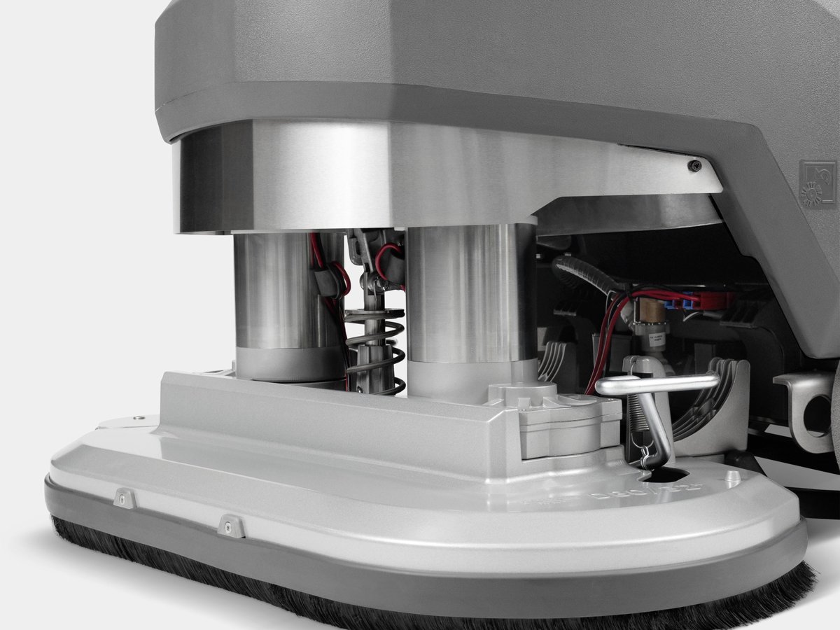Close-up of the die-cast aluminum disc scrub deck on the Kärcher BD 80/100 W Bp Classic