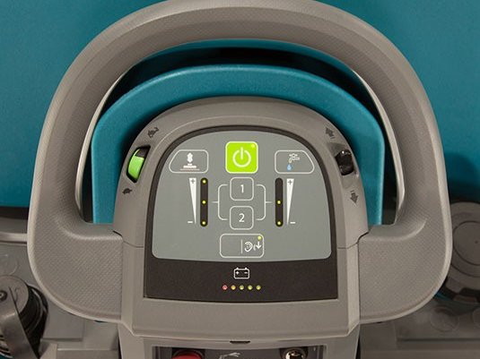 Tennant T600e control panel on the operator handle